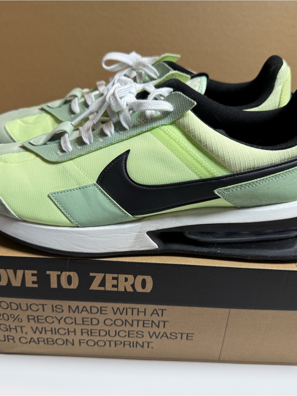 Nike Air Max Pre-Day Liquid Lime (DD0338-300) Mens 14 Athleisure Streetwear